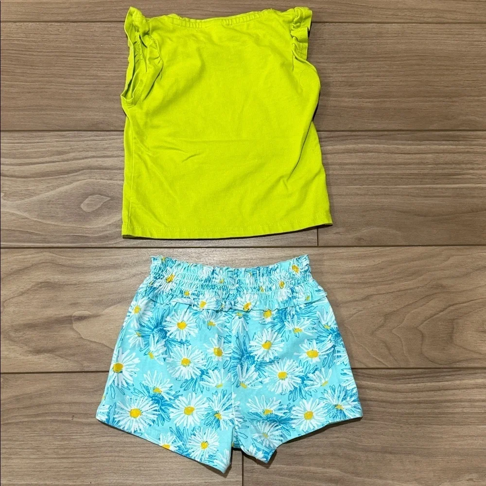 Green Daisy Top and Blue Floral Shorts Set